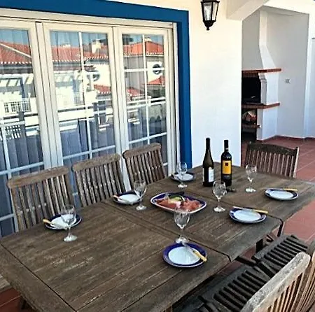 Spacious In D'el Rey بيت ضيافة